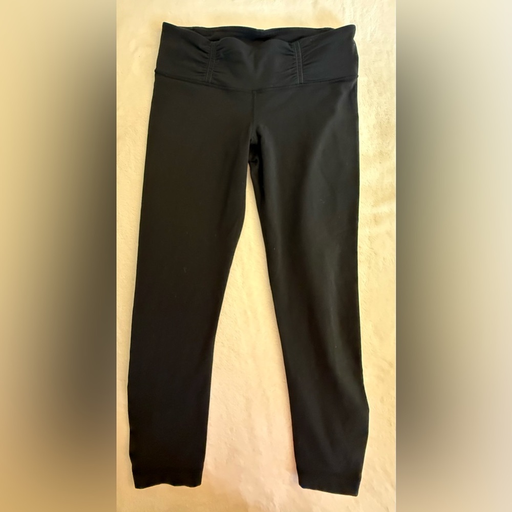 Lululemon Classic Black Crop Leggings